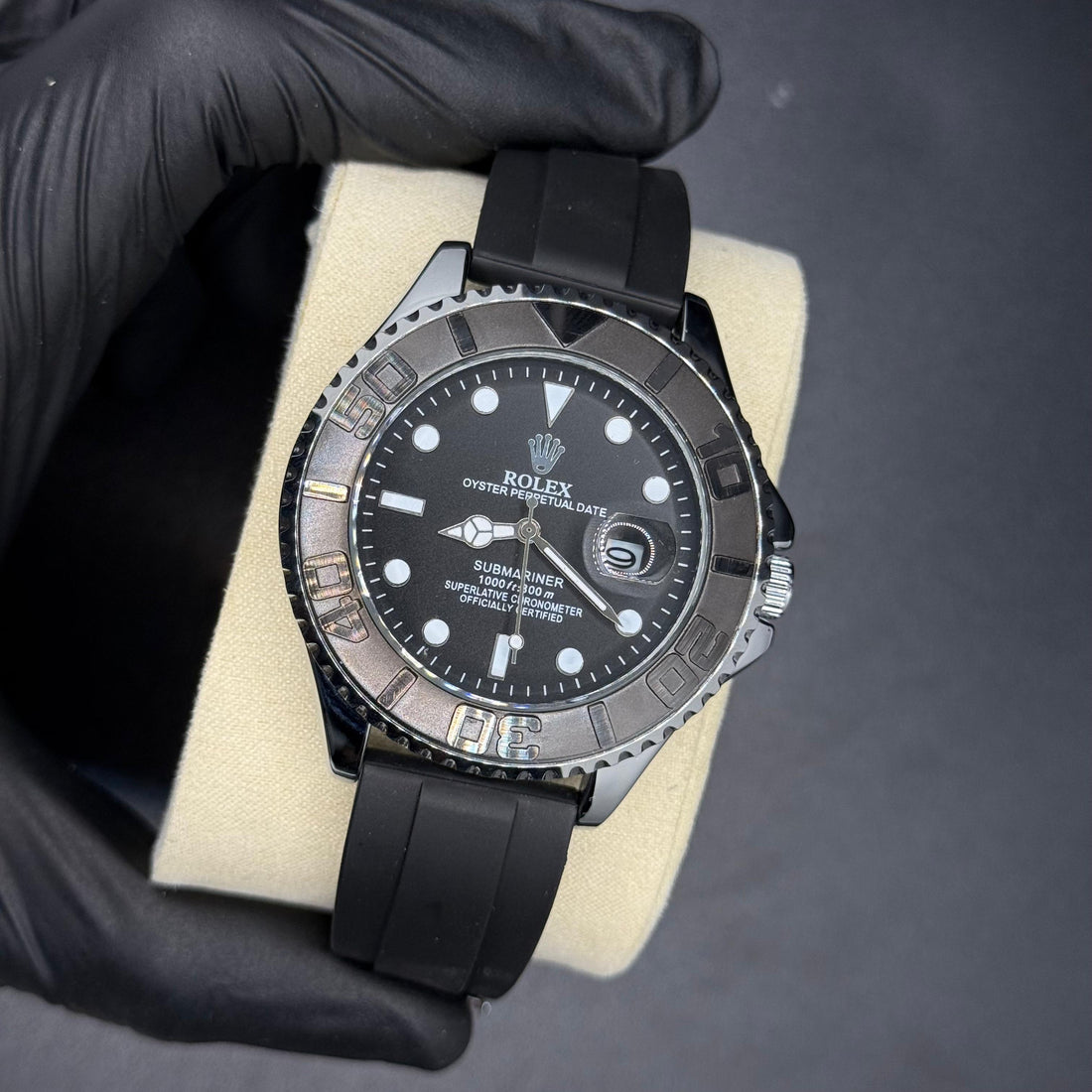 Rolex submariner strap with silver rotating & black dial  date just